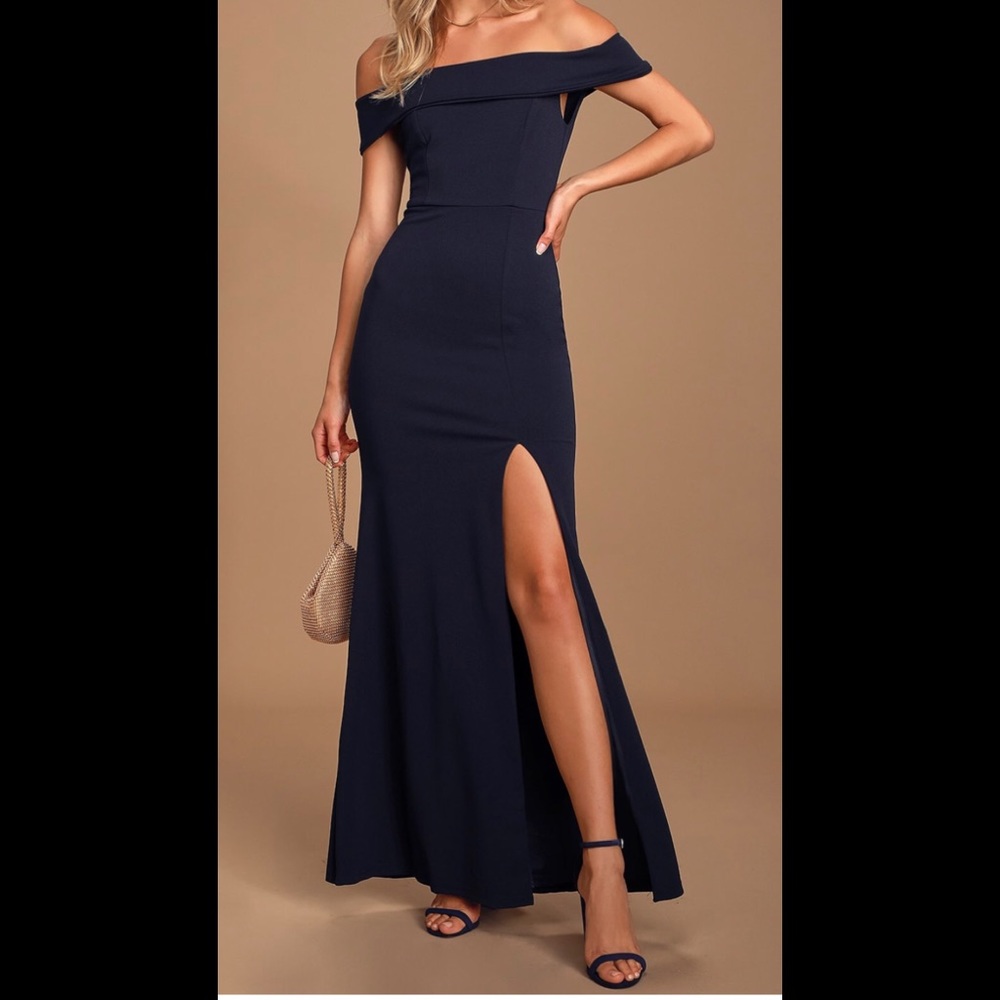 Aveline Navy Blue Off-the-Shoulder Maxi Dress!